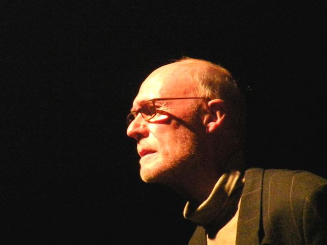 CONVERSATIONS APRÈS UN ENTERREMENT  De Yasmina Reza