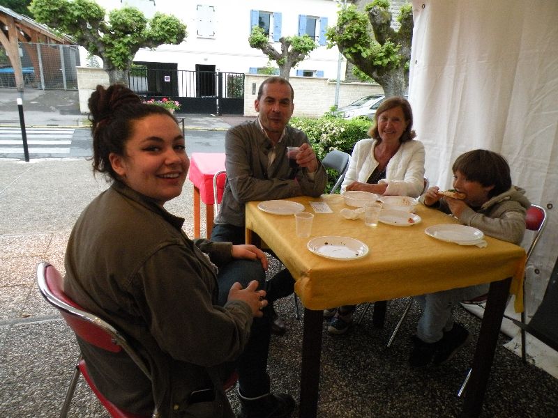 LE REPAS DES FAUVES De Vahé Katcha