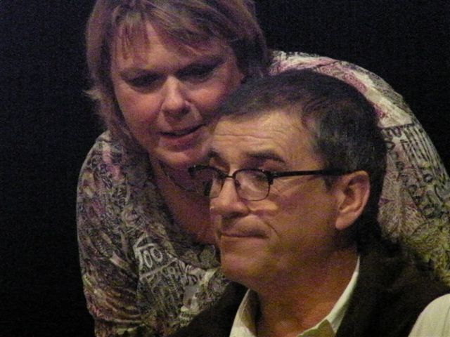 CONVERSATIONS APRÈS UN ENTERREMENT  De Yasmina Reza