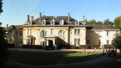 Réflexions et travaux pour l’avenir de Coye la forêt (suite) : Pépinière / Hôtel d’entreprises