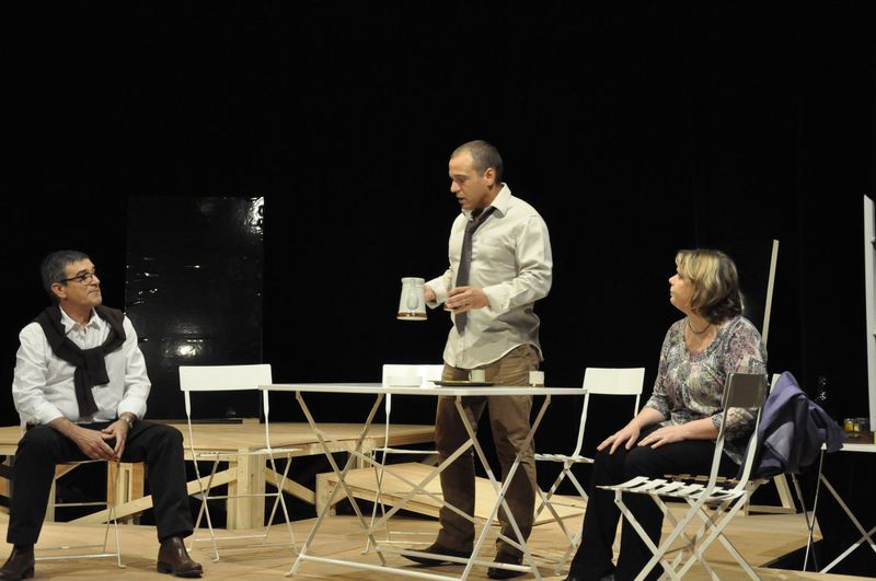 CONVERSATIONS APRÈS UN ENTERREMENT  De Yasmina Reza