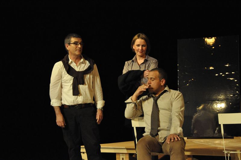 CONVERSATIONS APRÈS UN ENTERREMENT  De Yasmina Reza