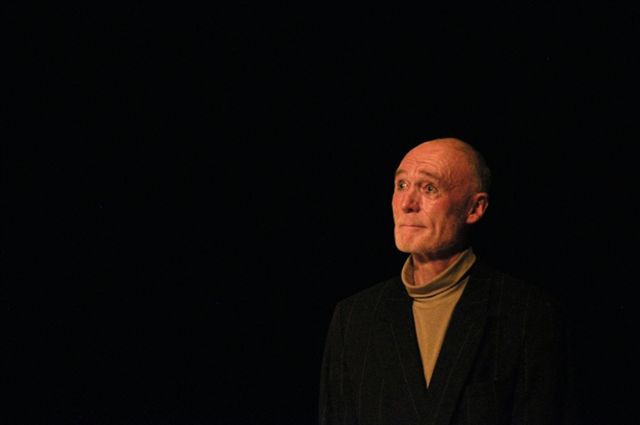 CONVERSATIONS APRÈS UN ENTERREMENT  De Yasmina Reza