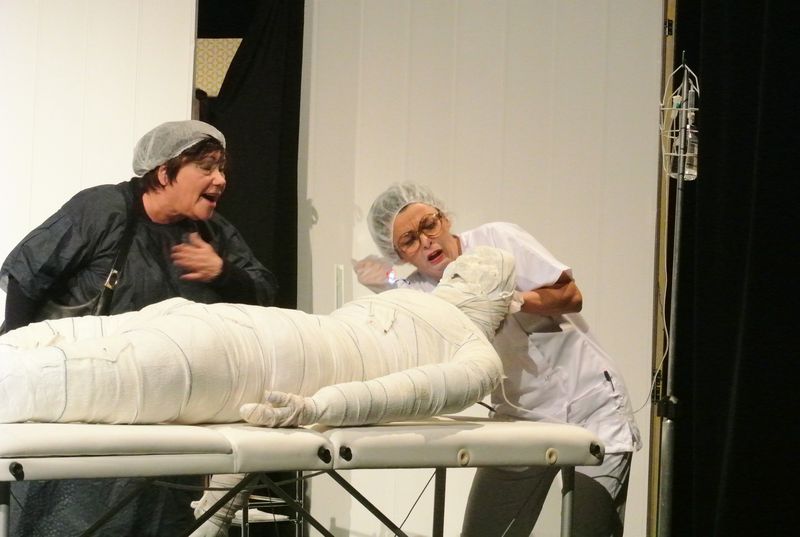KLAXONS, TROMPETTES ET PÉTARADES De Dario Fo