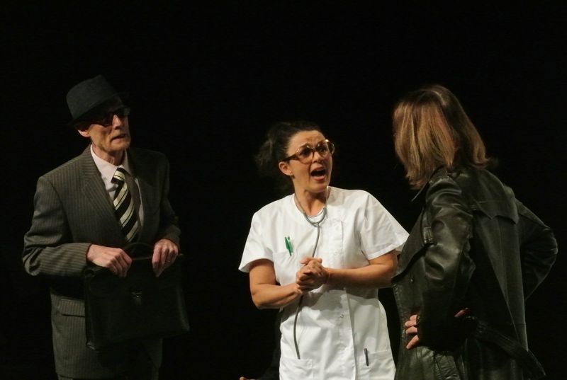 KLAXONS, TROMPETTES ET PÉTARADES De Dario Fo