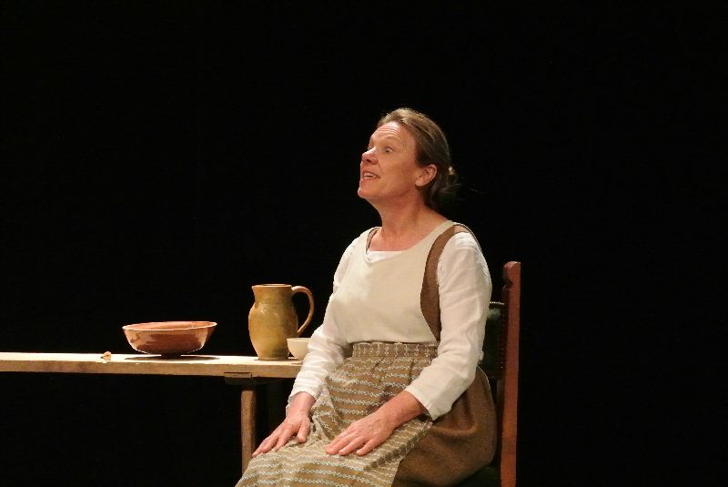 L'APPRENTIE SAGE-FEMME De Karen Cushman
