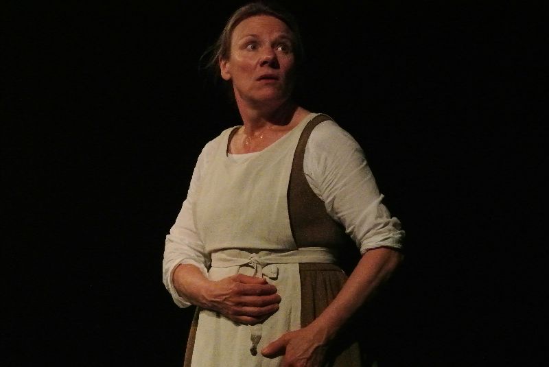 L'APPRENTIE SAGE-FEMME De Karen Cushman