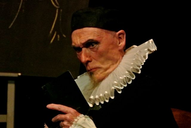 LA CRUCHE CASSÉE  De Heinrich von Kleist