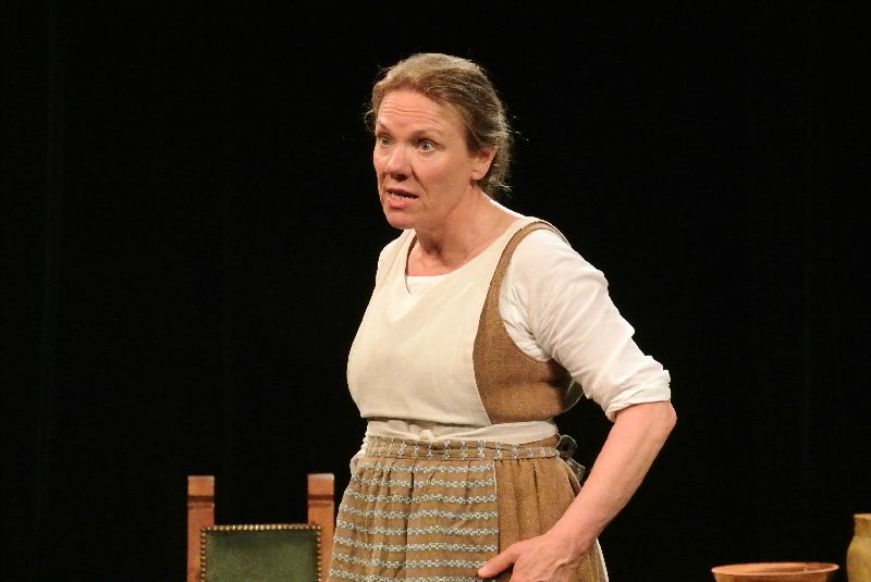 L'APPRENTIE SAGE-FEMME De Karen Cushman