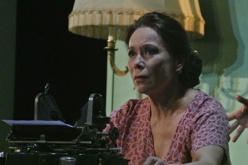 LA FEMME SILENCIEUSE De Monique Esther Rotenberg