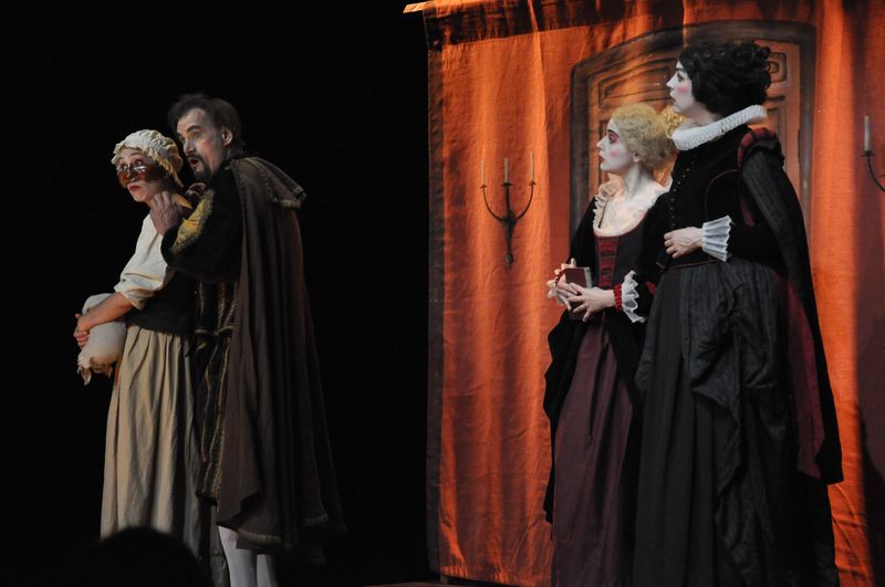 LES FEMMES SAVANTES  De Molière