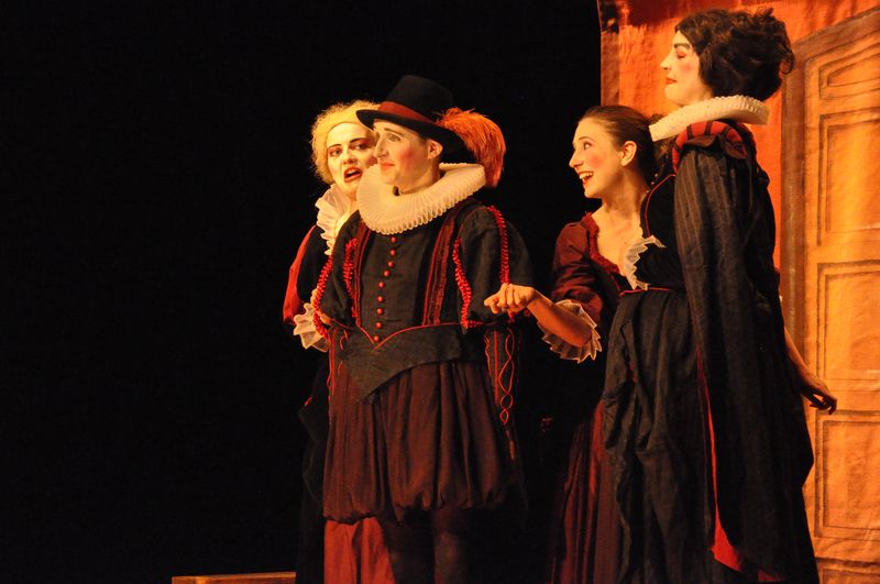 LES FEMMES SAVANTES  De Molière