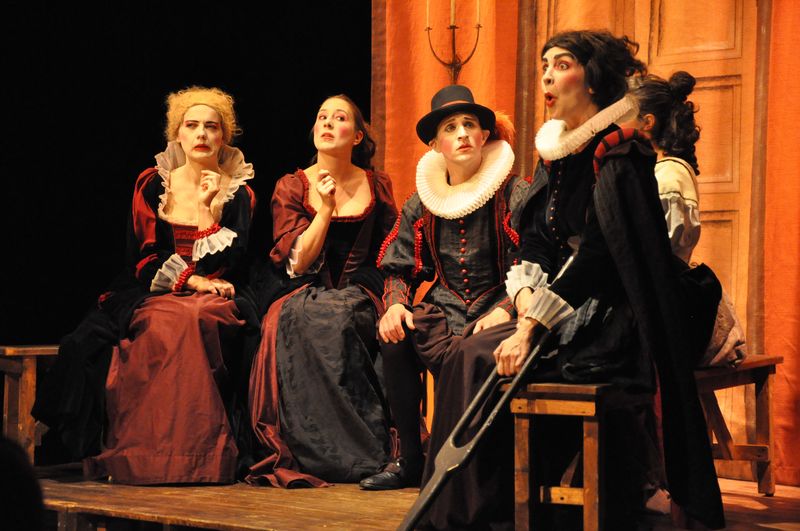 LES FEMMES SAVANTES  De Molière
