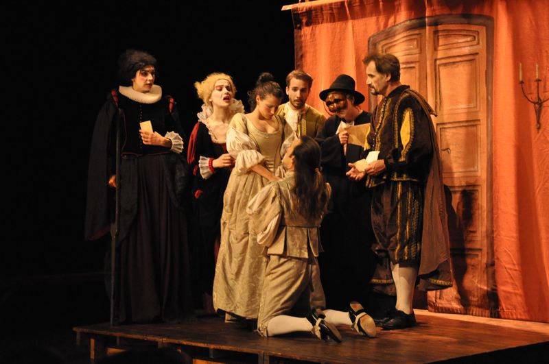 LES FEMMES SAVANTES  De Molière