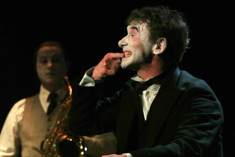LES TRIBULATIONS D’HAROLD Idée et musique originalesde Vincent Boisseau