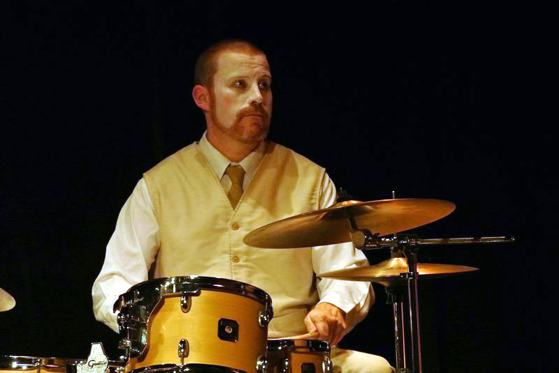 LES TRIBULATIONS D’HAROLD Idée et musique originalesde Vincent Boisseau