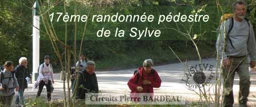 400 marcheurs heureux