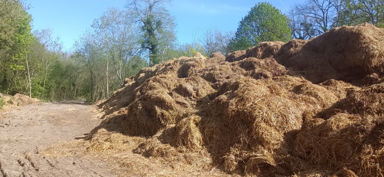 Pour faire cesser le dépôt de fumier route de Lamorlaye : lettre ouverte au maire